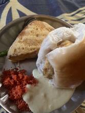 Akkacha Vadapav