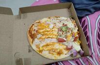 8 Pizzas