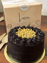 Lueur Patisserie - Cakes And Desserts