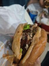 B Burger - Bigger Burger