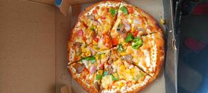Love Bites Pizza