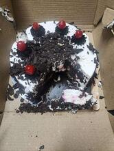 THE CAKE BAR