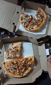 Pizza Hut Satya Niketan, Delhi