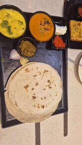 Aaswad Upahar & Mithai Gruh