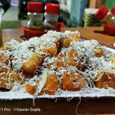 Vahi Raja Paubhaji Food Truck (Since-1975)