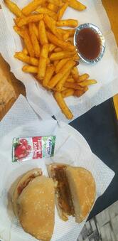 Love Town Cafe