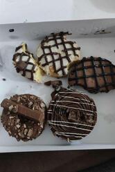 Mad Over Donuts