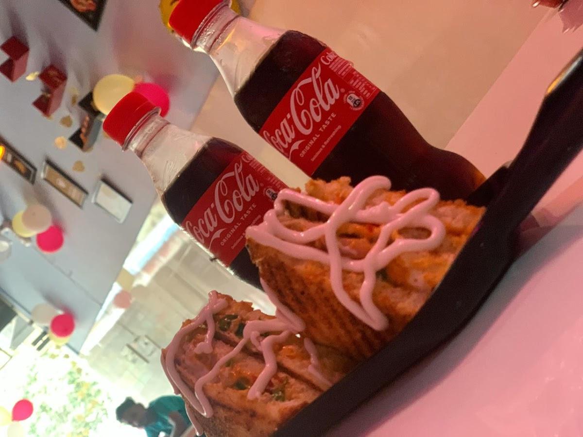 Slice of Life cafe