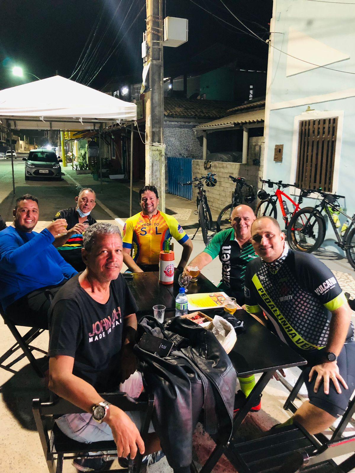Boteco do Beiju Com Tudo Dentro