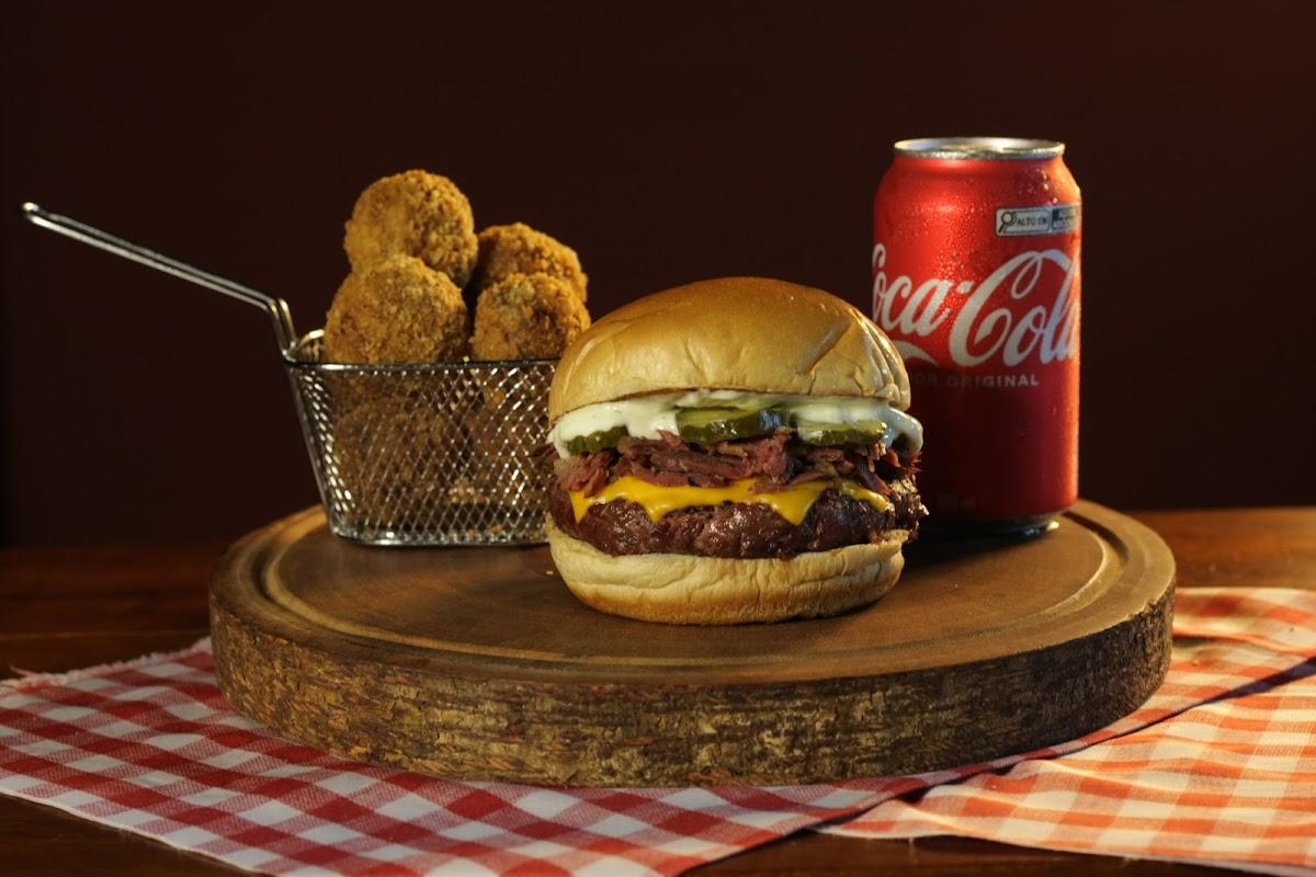 HandMade 44 Burger Defumado