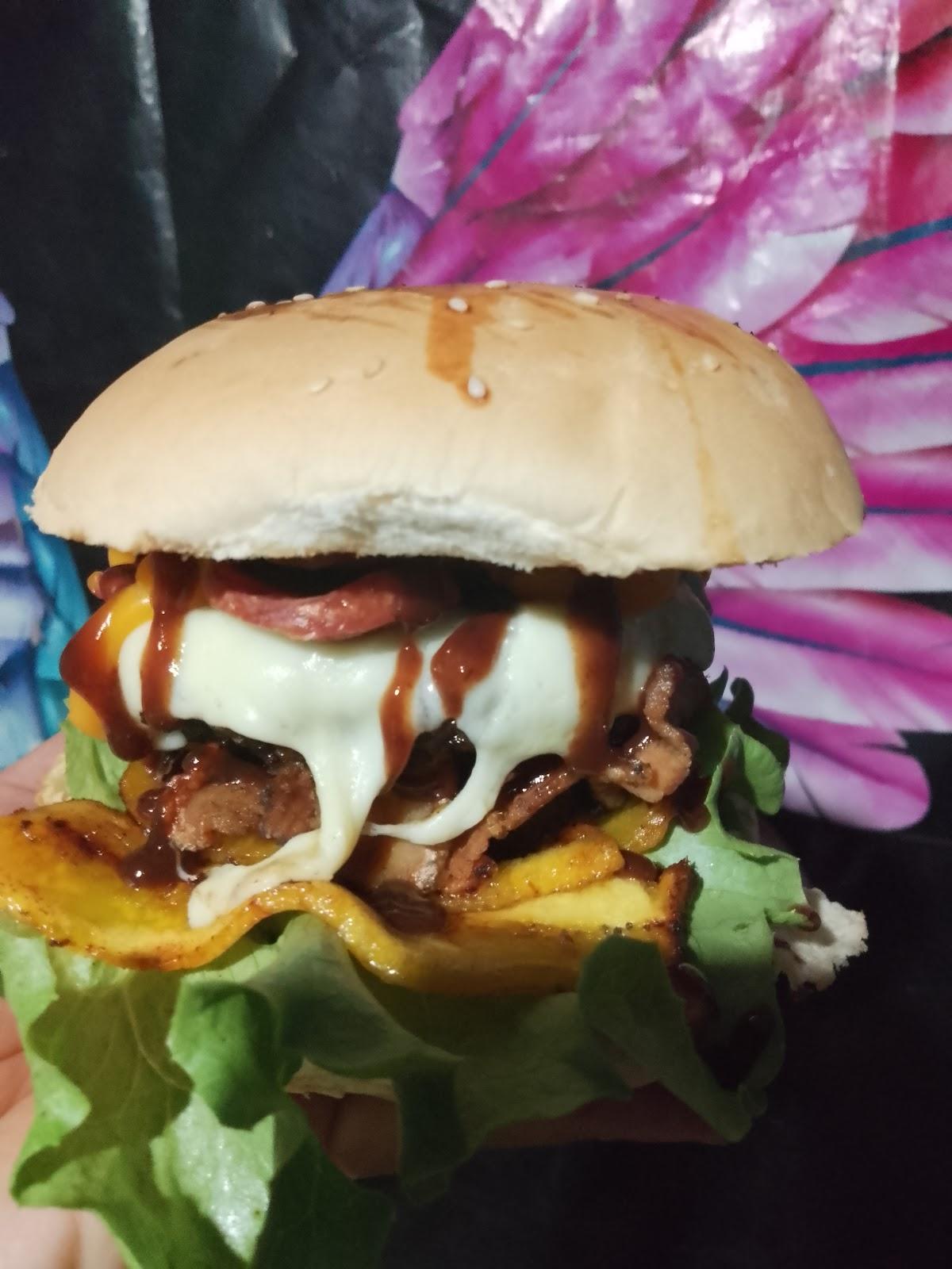 Primu's Hamburgueria Theobroma