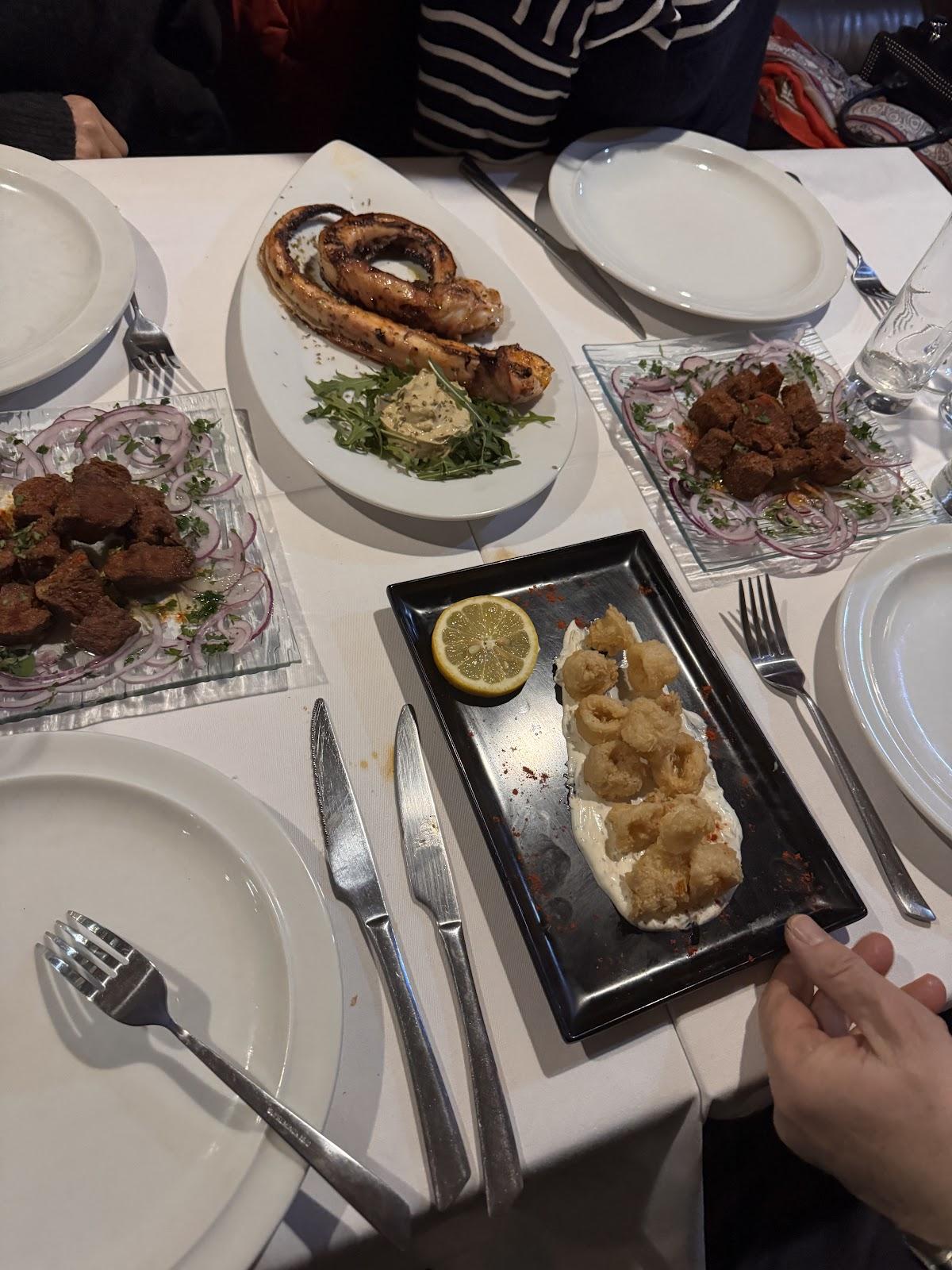 Ton Tapas Mon Meze