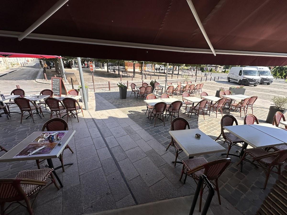 Café De La Tour Saint Antoine