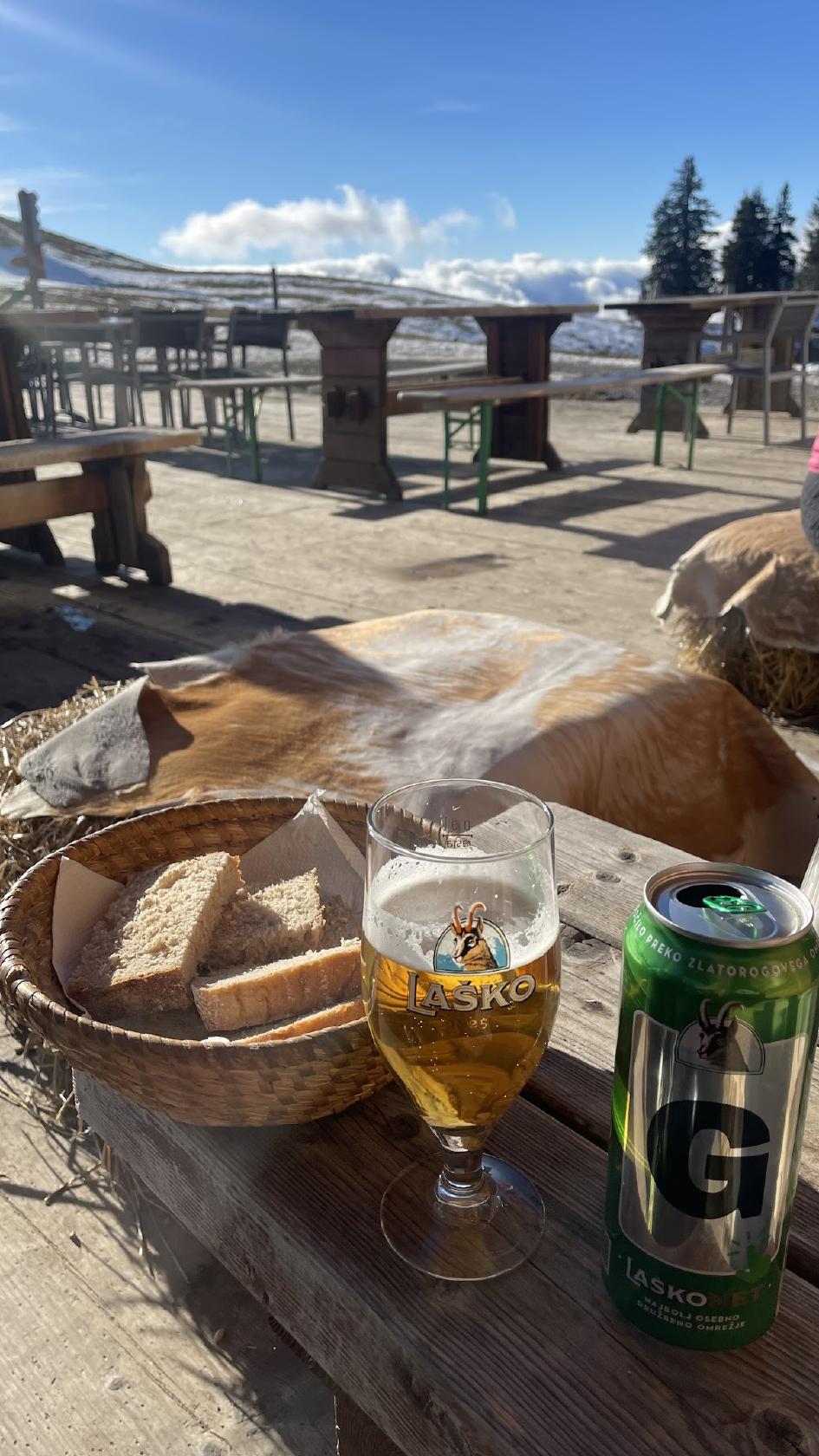 Koča Trije Ploti