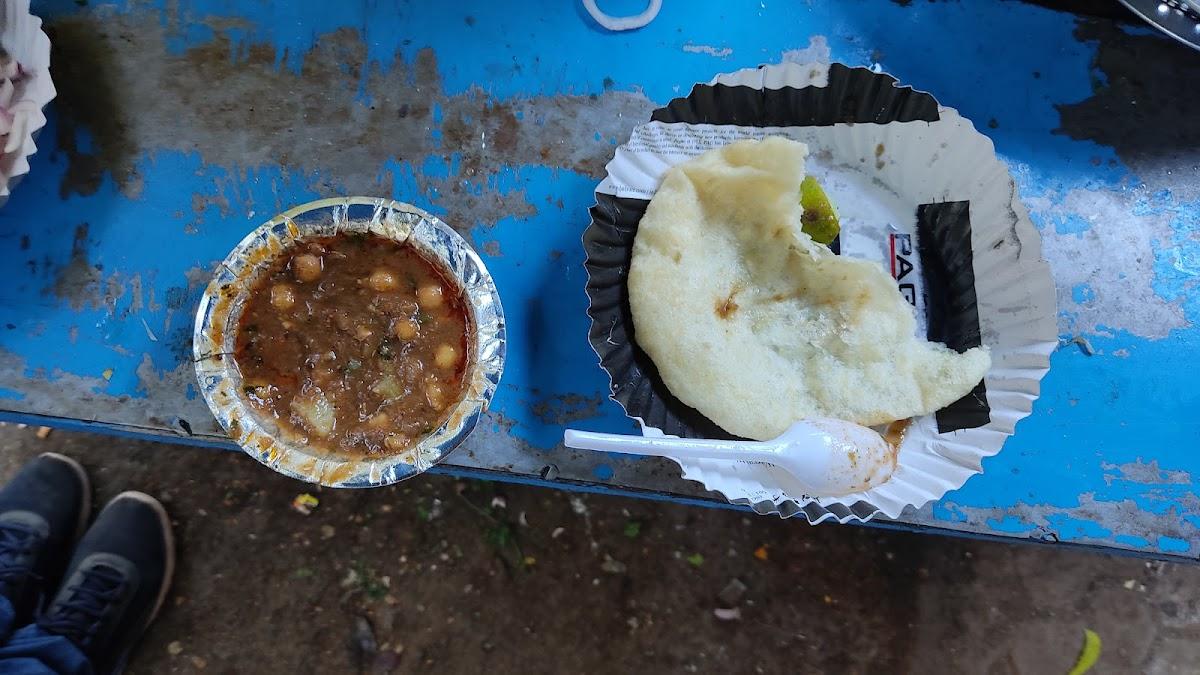 Delhi vala SitaRam Amritsari Nan, Paratha, Chhole Bhature vala, Suchak Road