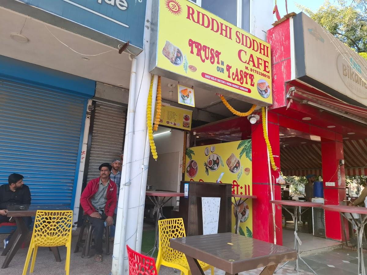 Om Riddhi Siddhi Cafe