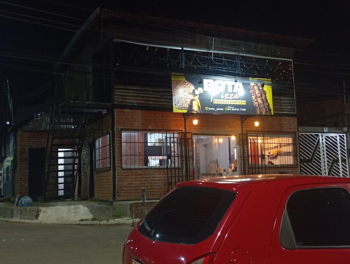 Bota Pizza