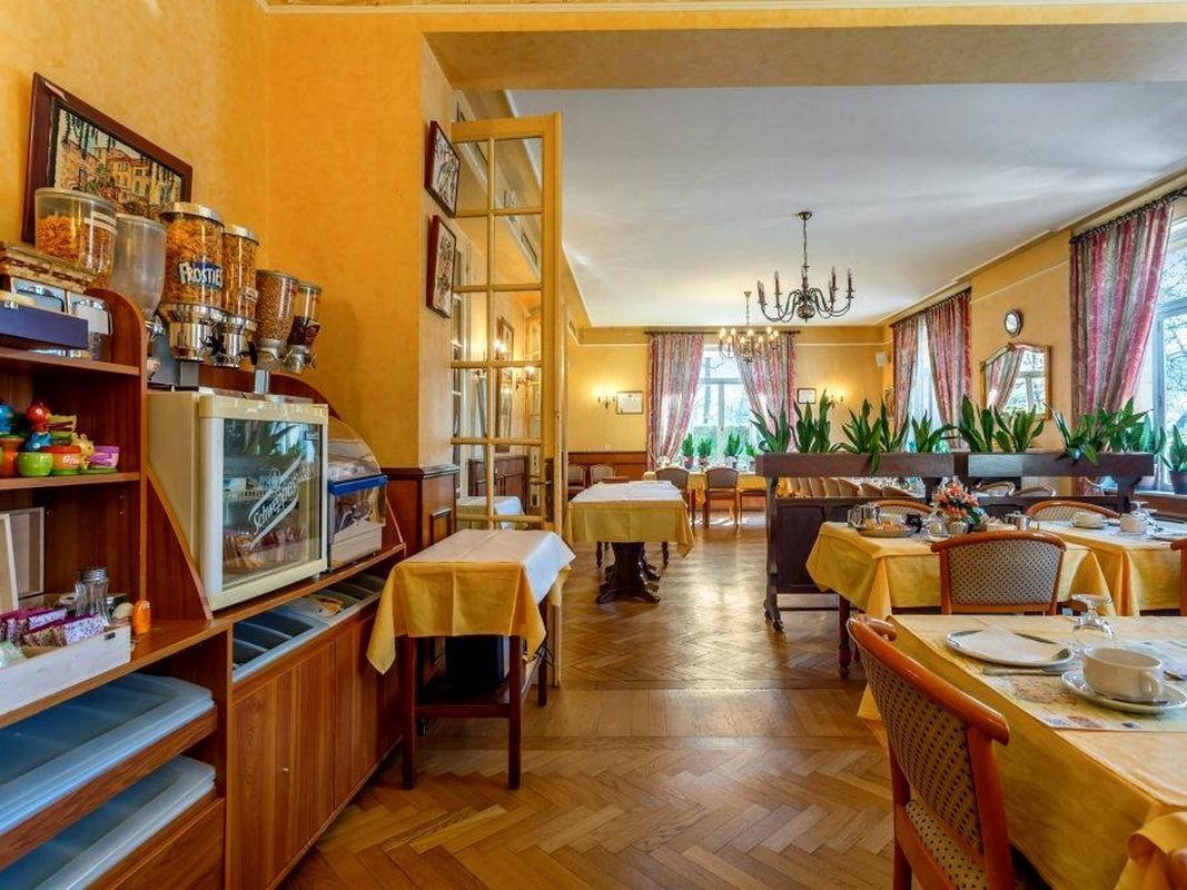 Logis Hôtel Remotel Restaurant du Parc