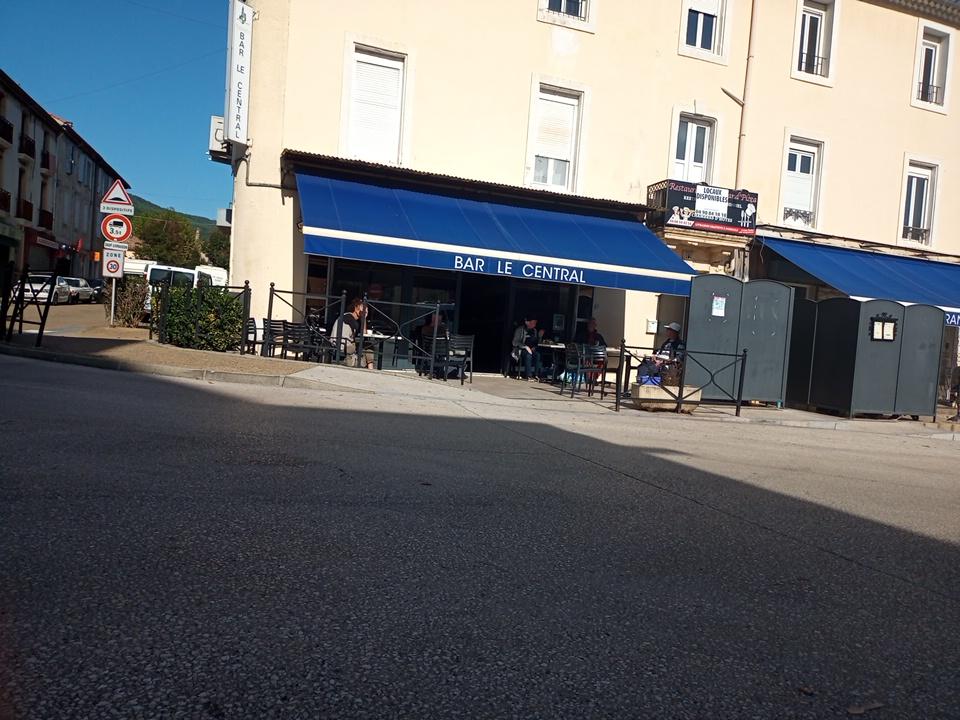 Bar le central