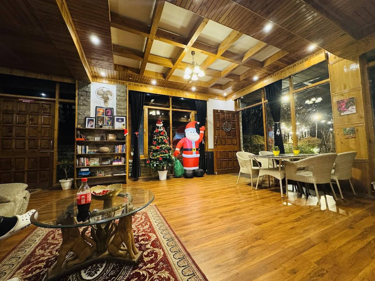 Amarys Cafe Manali