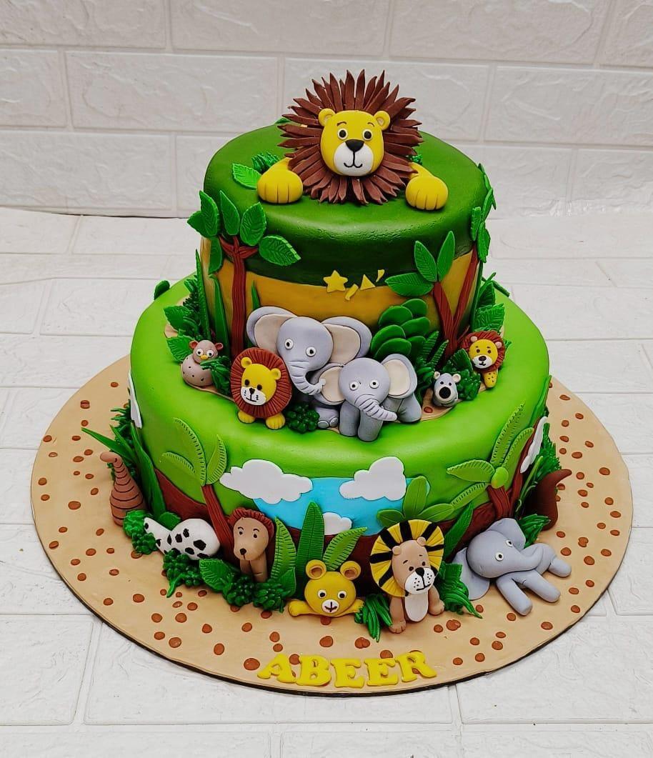 Naira Bakery