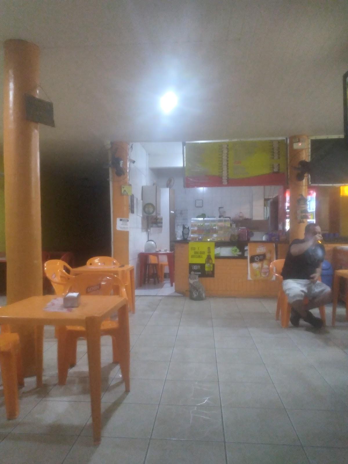 Beach Point Lanches