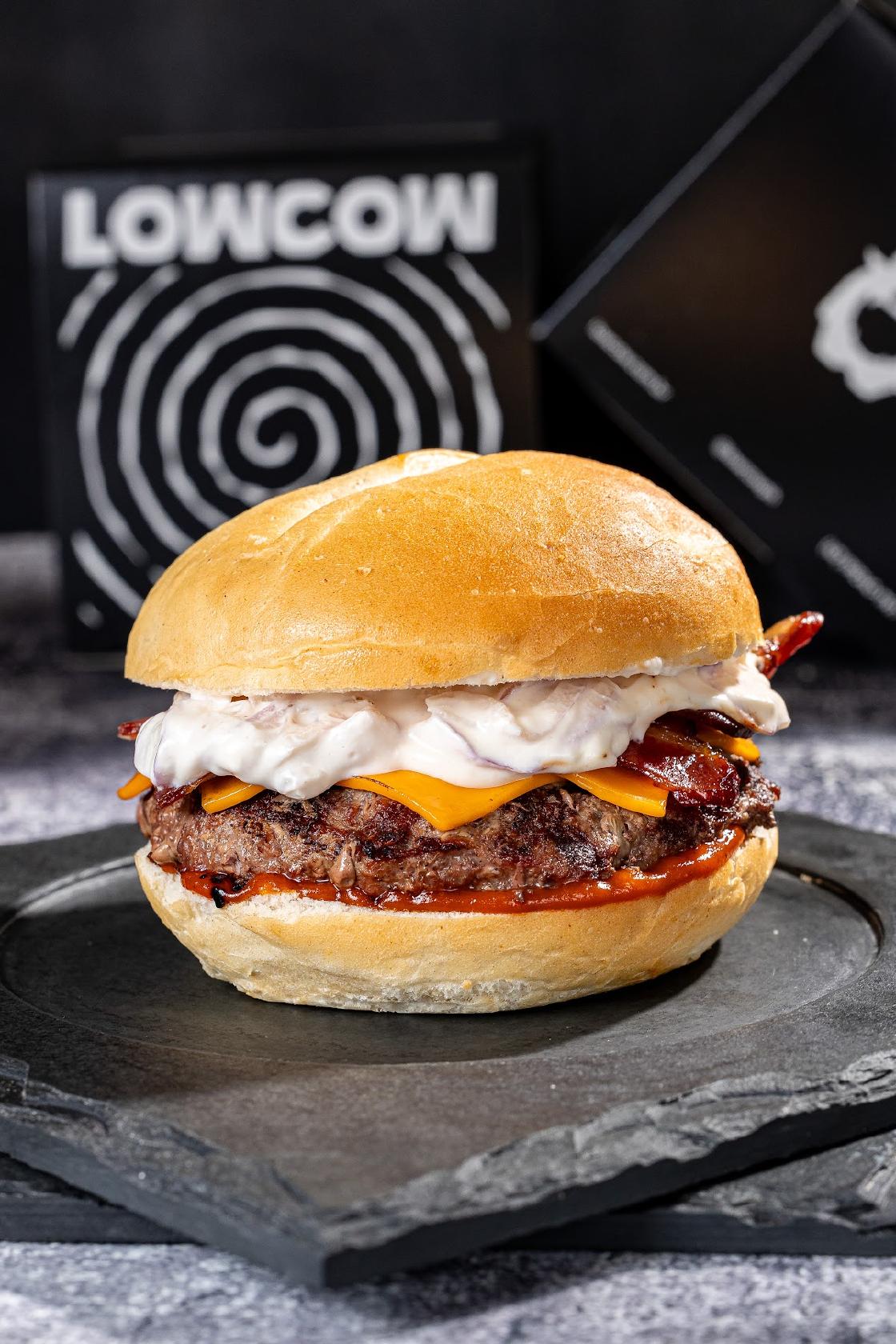 Lowcow Pizzaria & Hamburgueria