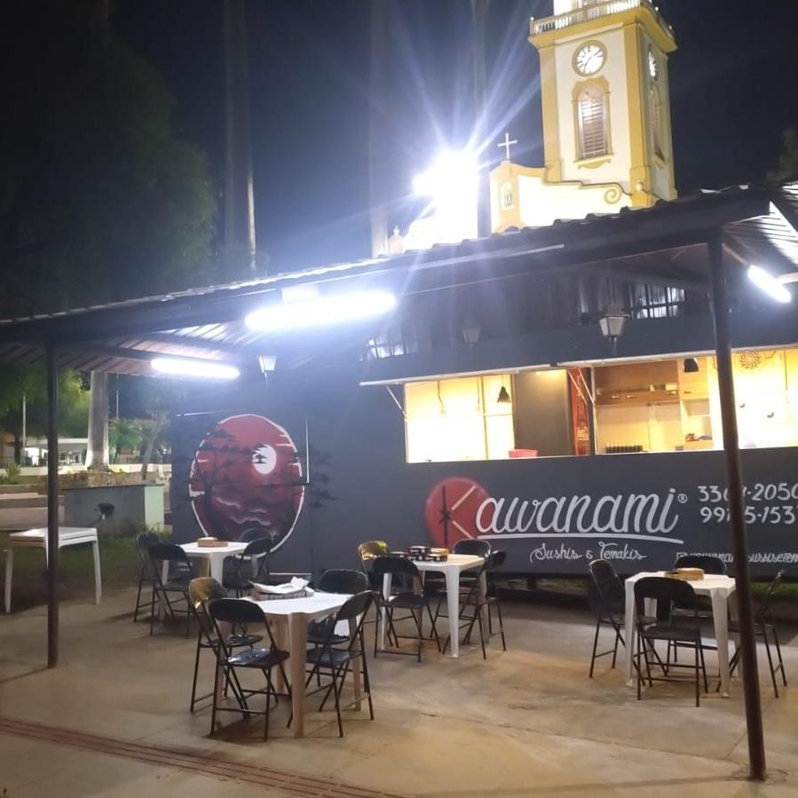 Kawanami sushis e temakis