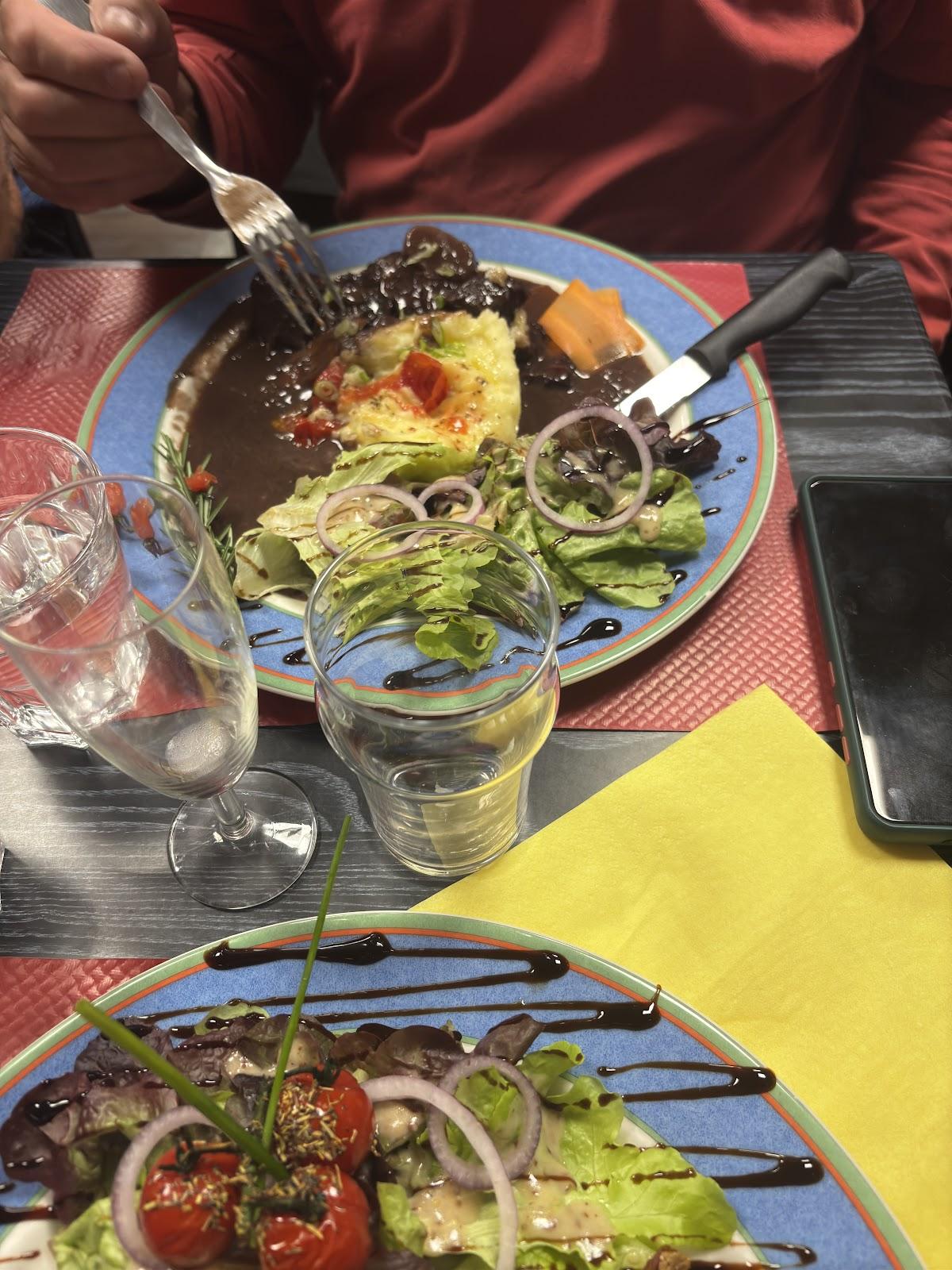 Le Rainbow Café