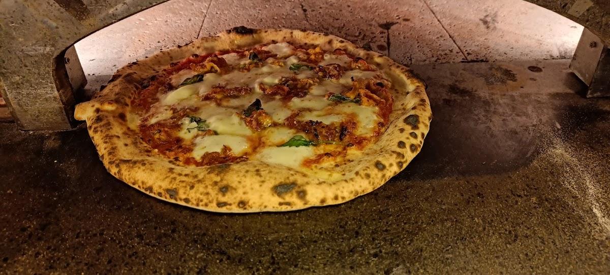 Lucky Pizza