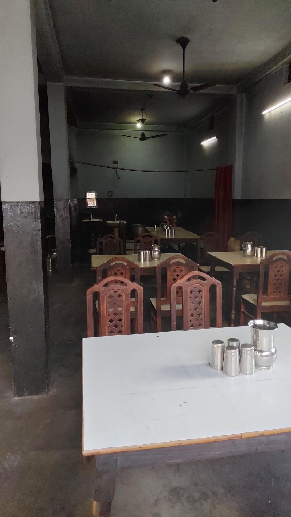 New BHAGAN MUSLIM HOTEL