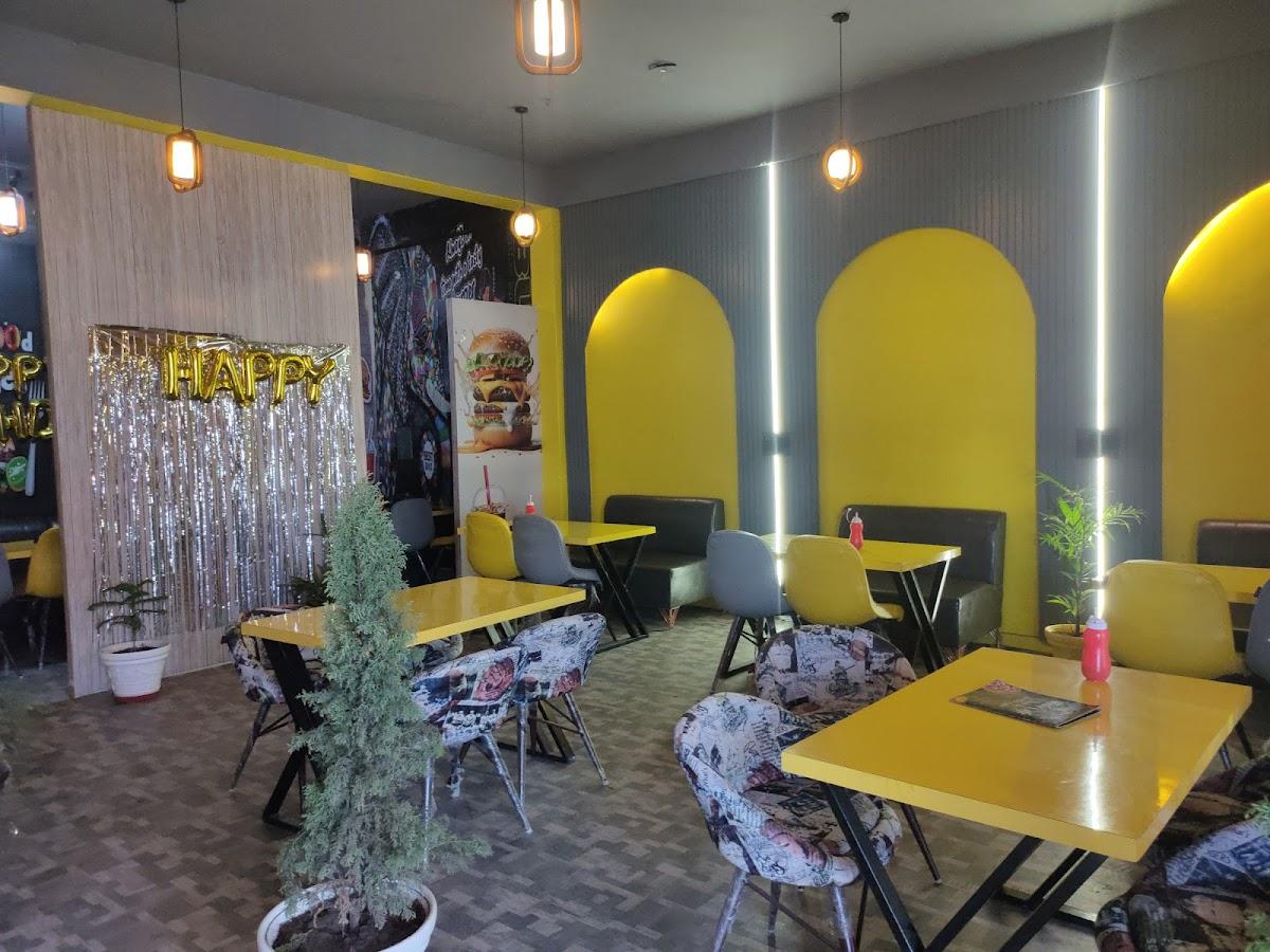 Hatke Cafe