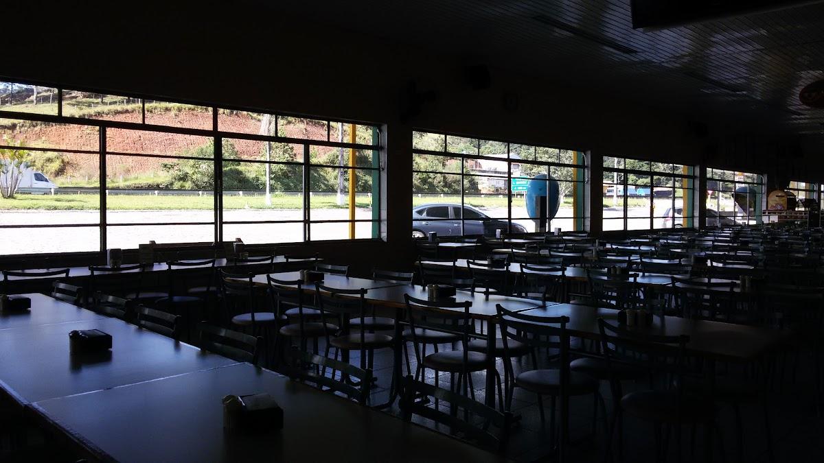 Posto e Restaurante Estação Cometa