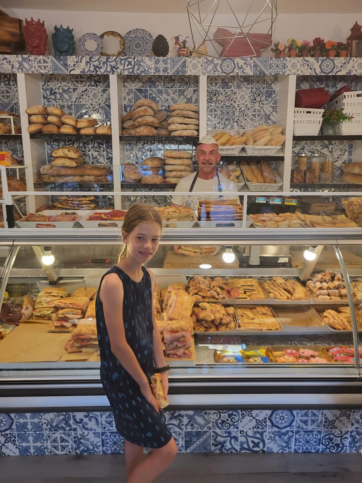 Panificio Da Zucchero Alimentari - Fraz.Calambrone