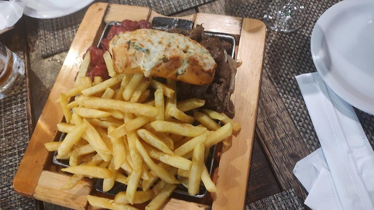 Garage steak & beer
