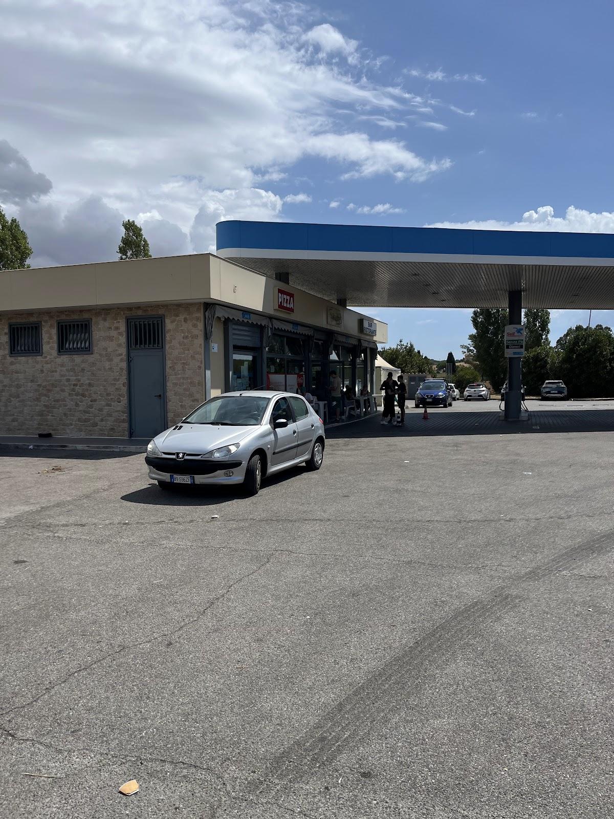 Stazione Servizio Tamoil con Bar e Ristorante