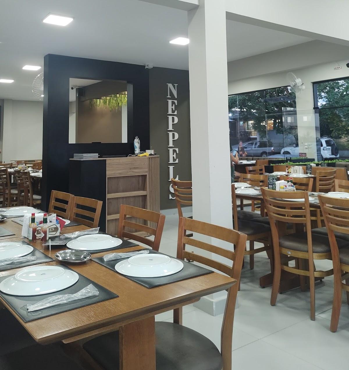 Neppel's pizzaria