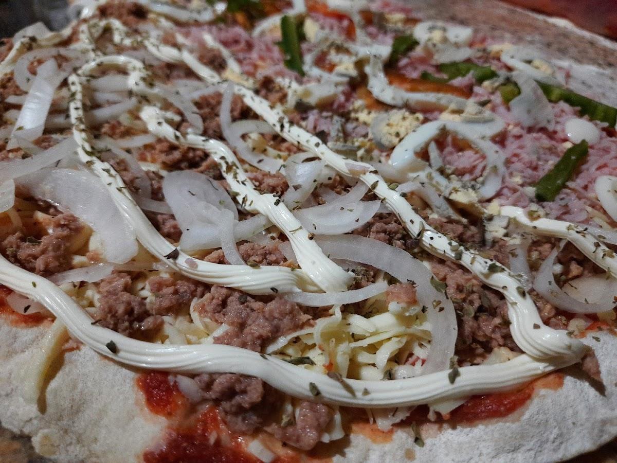 Underground Pizza