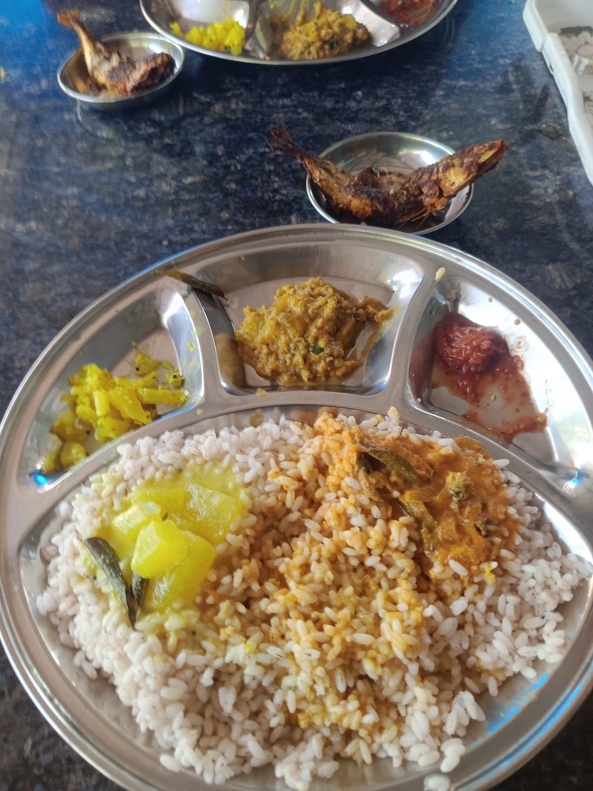 KR Thattu Kada