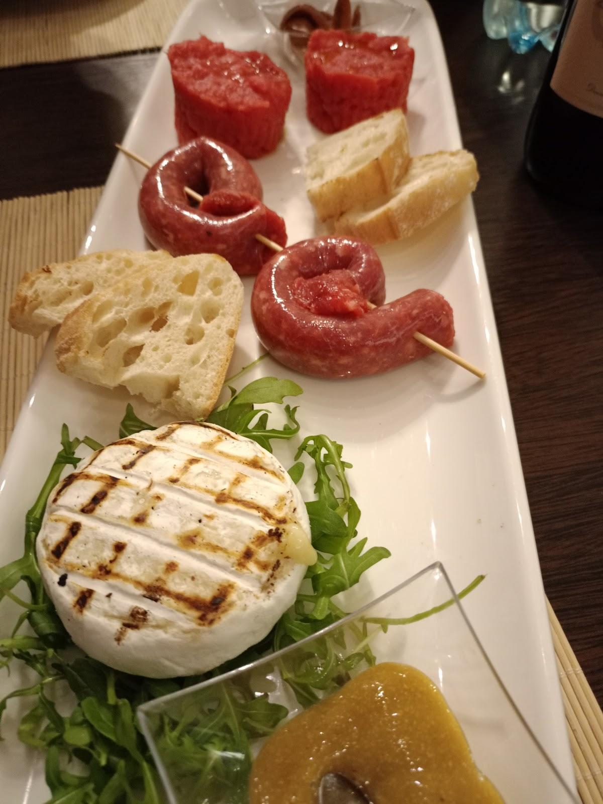 La Carnazza Grill