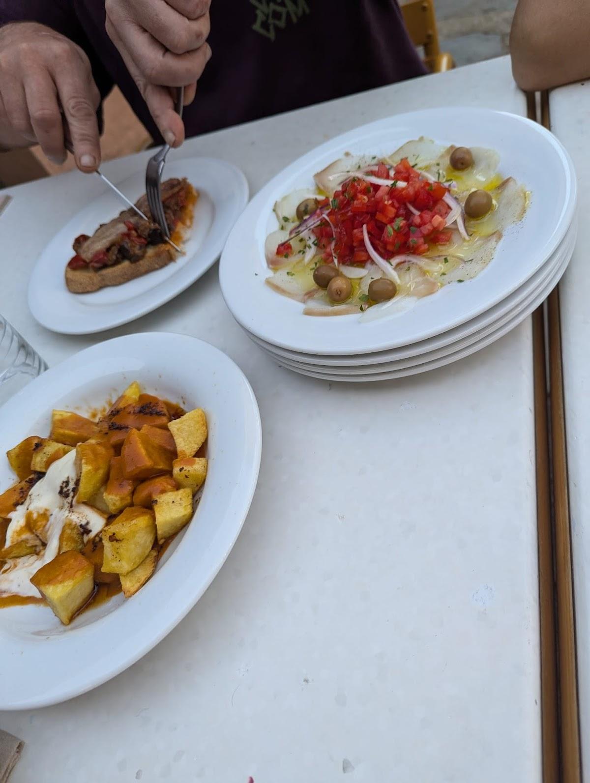poti poti restaurant
