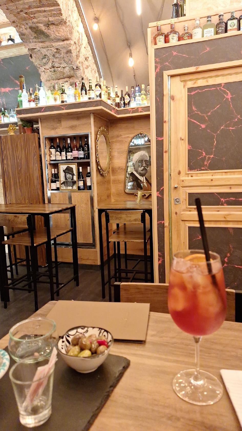 Magma Drink & Food