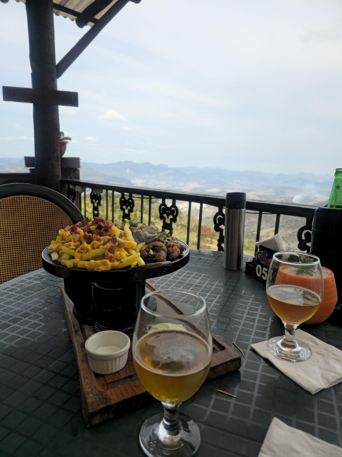 Pousada & Restaurante Chapéu das Montanhas.