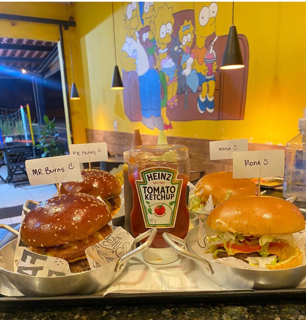 Simpsons Burger