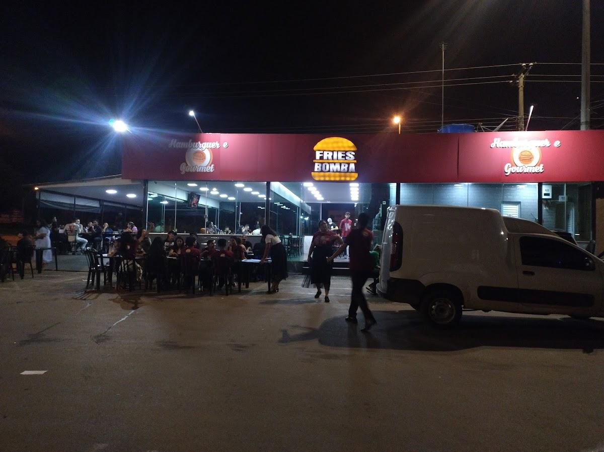 Fries Bomba