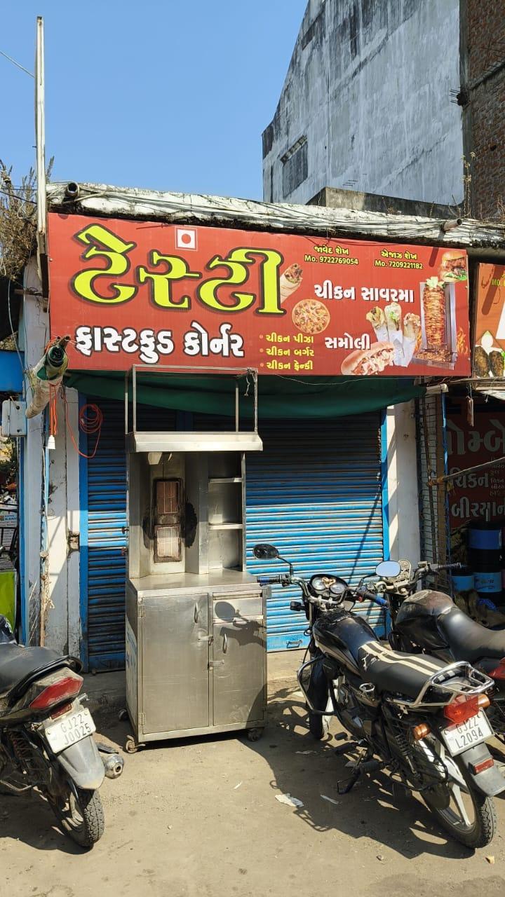 Testy Chikan fast Food and sawrma