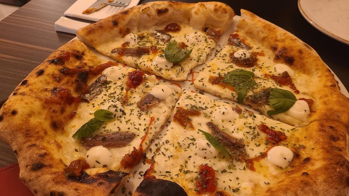 Carlo fiamma pizza e cantina