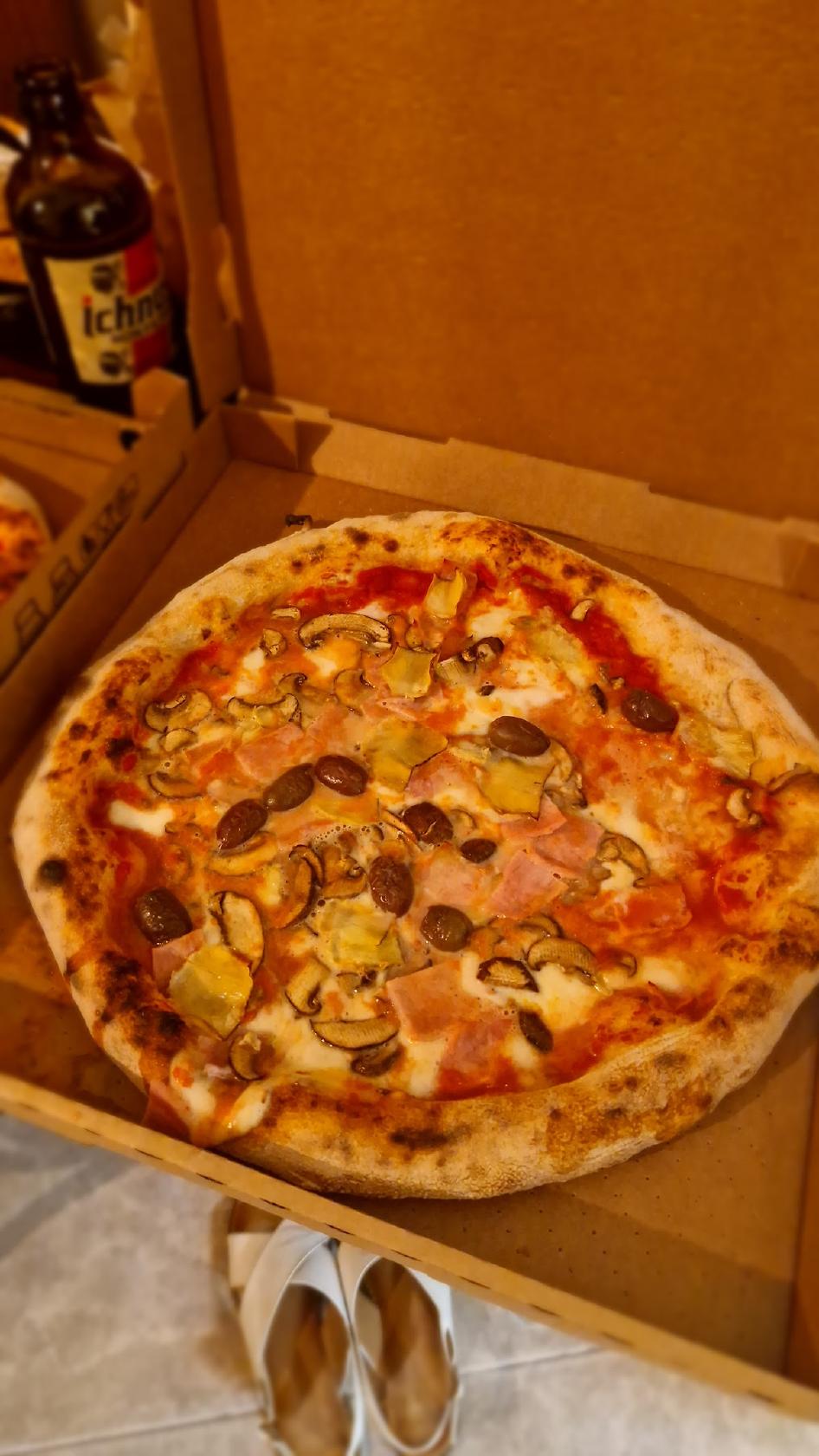 Obi La Pizza