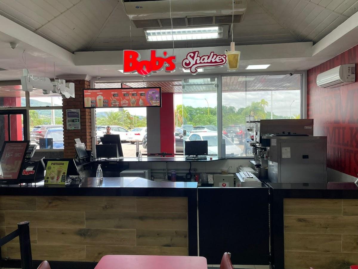 Bob's Shakes - Lago Azul Km 58