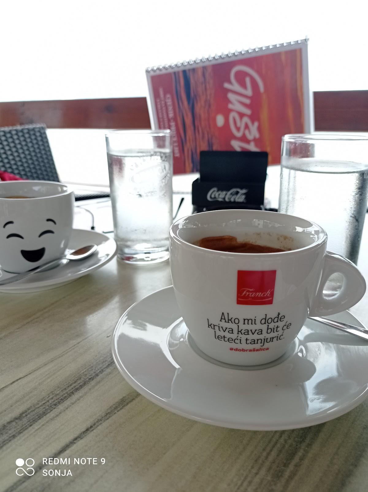 Gušt Caffe Bar